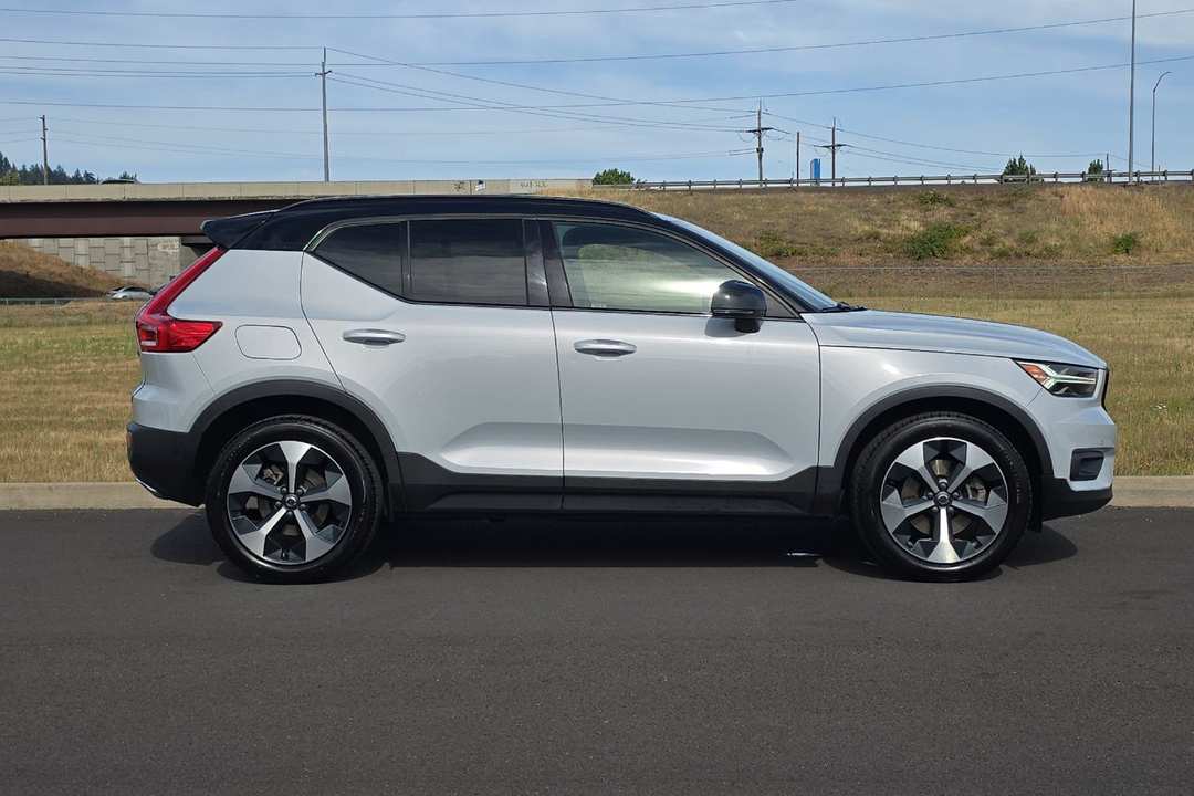 2020 Volvo Xc40 RDesign - Image 2