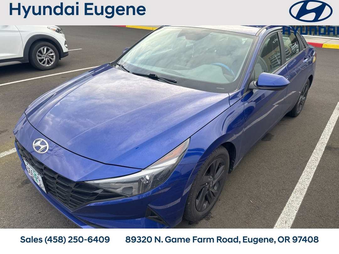 2023 Hyundai Elantra SEL - Image 2