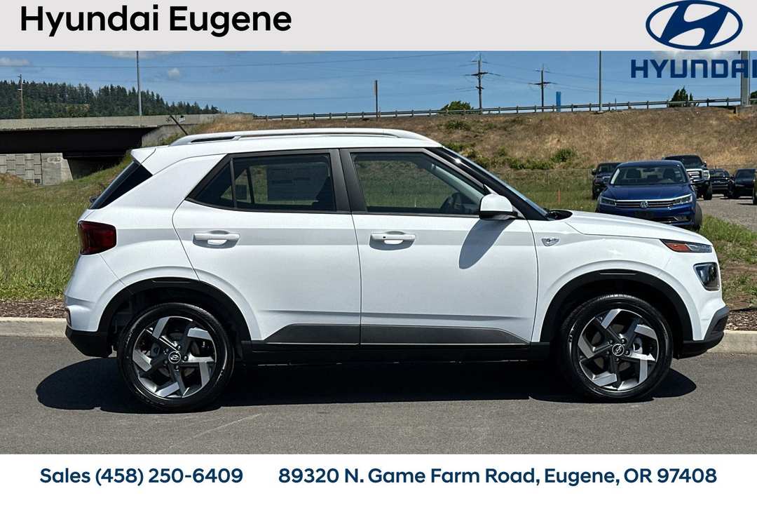 2026 Hyundai Venue SEL - Image 3